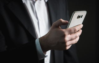 whatsapp蜂窝提示音,揭秘WhatsApp的专属提示音魅力